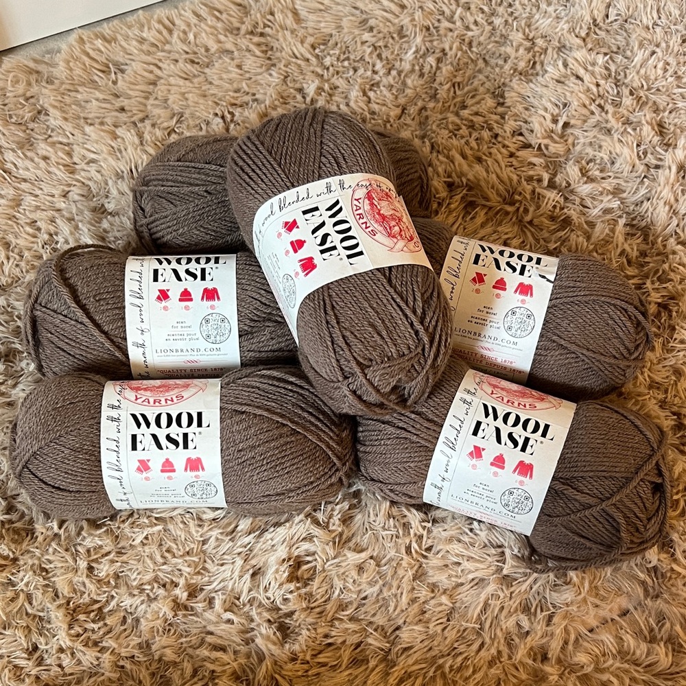 Lion Brand Wool-Ease Yarn in Thrush / Lot of x6